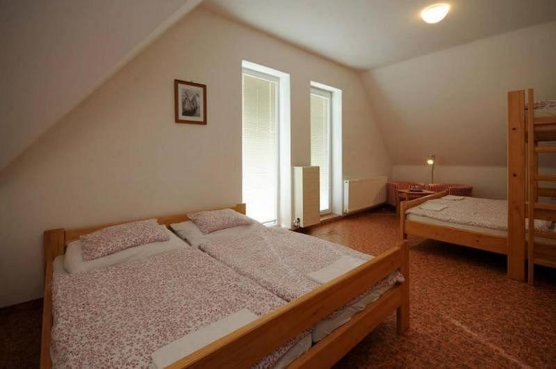 Tradicni Hostinec Aparthotel Sněžné Екстериор снимка